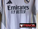 Pullover premium de Barcelona y Real Madrid