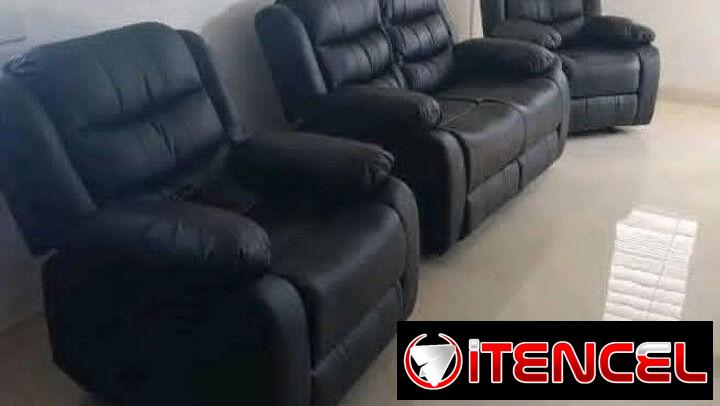 Juego de sala reclinable sofá de dos plazas y dos butacas reclinables de cuerina nuevo importado comunícate con Pedro