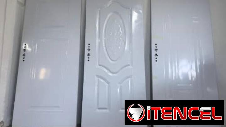Puertas de PVC para exterior e interior
