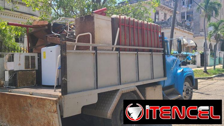 Servicios de carga y mudanza.