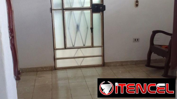 Apto en 3er piso, Mulgoba, Boyeros. En perfectas condiciones y papeles en regla listos para trámite.