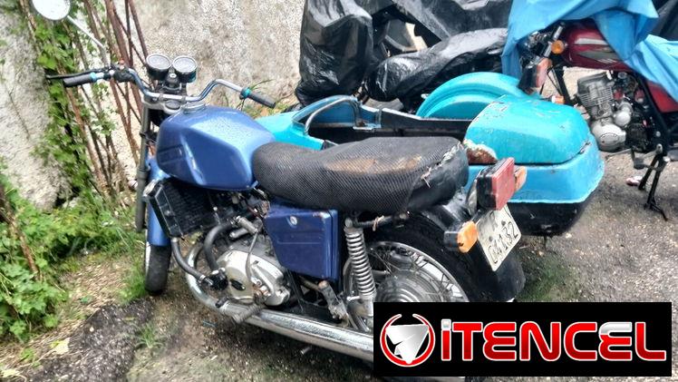 Vendo Júpiter tiene chapa y sidecar precio 700 usd