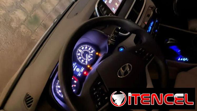 Hyundai Tucson 2019 Blanco :$23000  Hyundai Tucson 2020 Negro:$24500