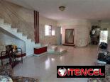 Casa de 4/4 c/terreno, amueblada, en la Víbora (VB-42)