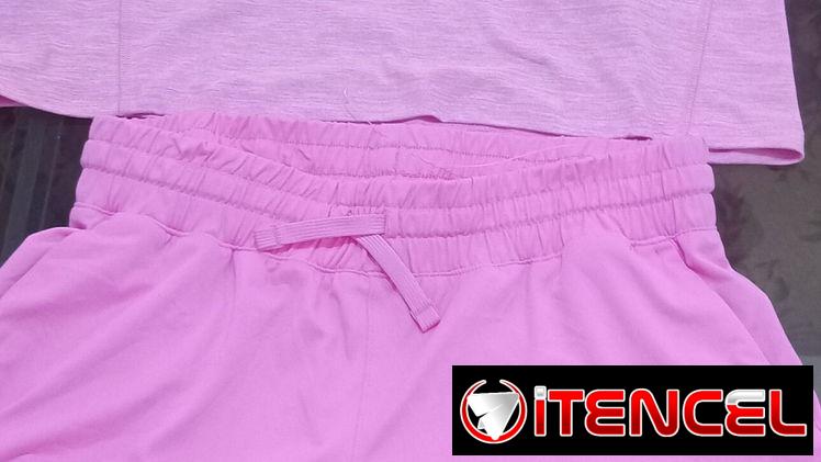 Ropa de niña, juegos de licra y abrigo,.chancletas de niña y otras cositas mas