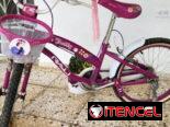 Vendo bicicleta de niña ( poco uso).