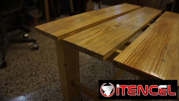 Mesita de centro para terraza de madera
