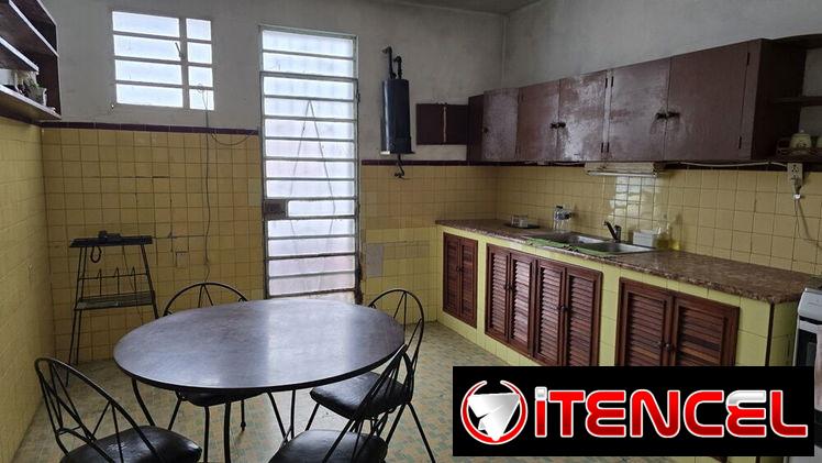 (NV-54) Casa no independiente de 5/4 y 1/2 en Nuevo Vedado (No posee garaje)