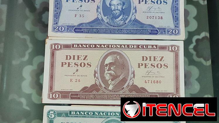 Venta de colección completa de billetes del año 1961 y uno de 5 pesos del 60.