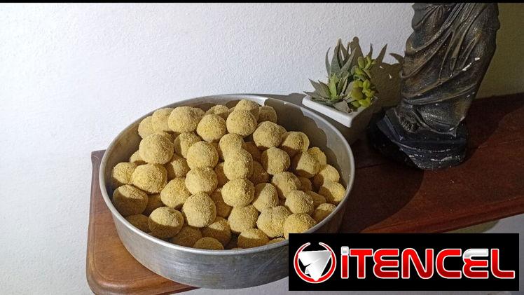 Croquetas de Pollo, Jamón, Queso. Bolitas de queso, Bolitas de Queso y Jamón.