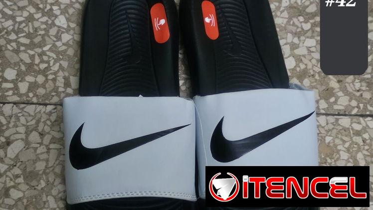 Chancletas nike