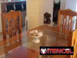 VENTA DE CASA INDEPENDIENTE, CASINO DEPORTIVO, CERRO: 148 m². 3 HABS, 3 BAÑOS, JARDIN, PORTAL, PATIO.