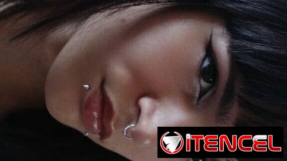 Busco trabajo, chico femboy de 21 años
