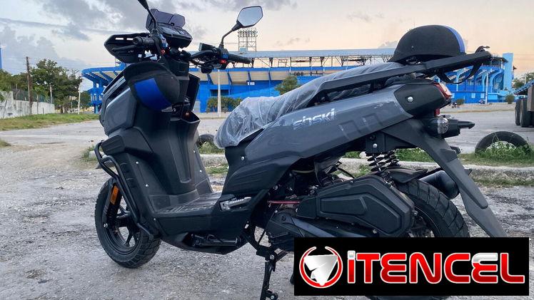 Moto automática nueva
