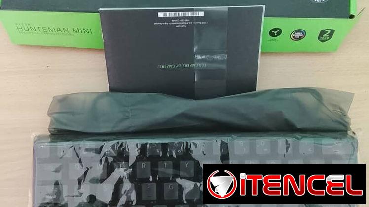 Cascos Razer Barracuda X Inalambricos y Teclado Razer Hustman Mini 60% Mecanico Usb Tipo-C