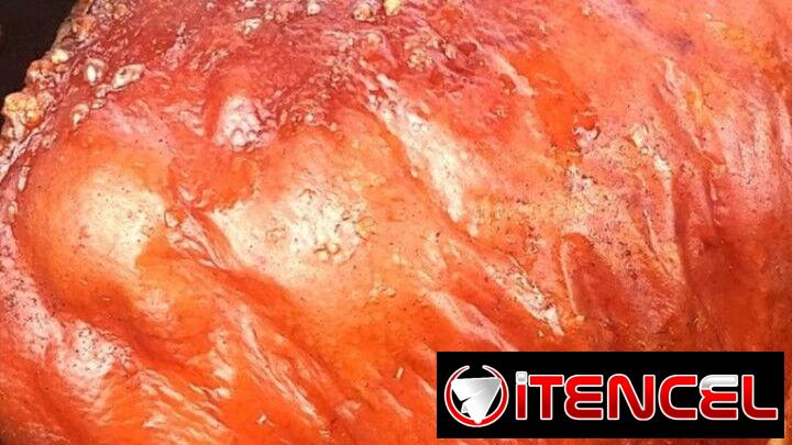 CERDO ASADO AL CARBOR MAS UN CAKE DE RRGALO PARA PAPA