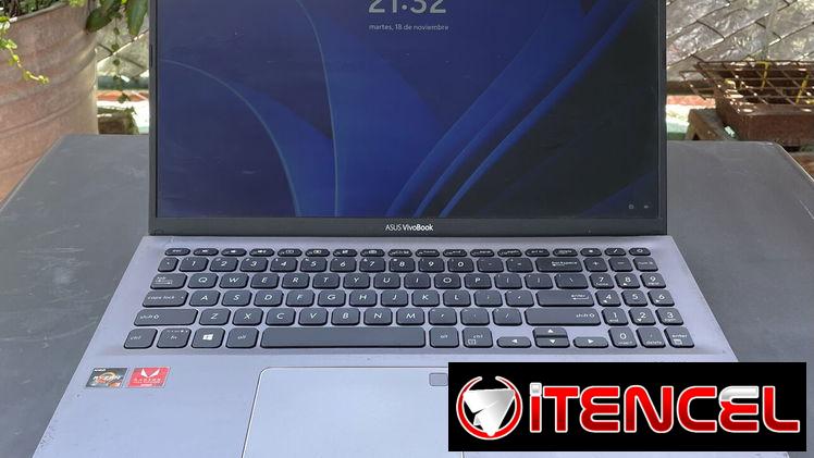 Asus Vivobook 15 Ryzen 3 (De Uso)