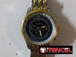 Se venden relojes de hombre y mujer