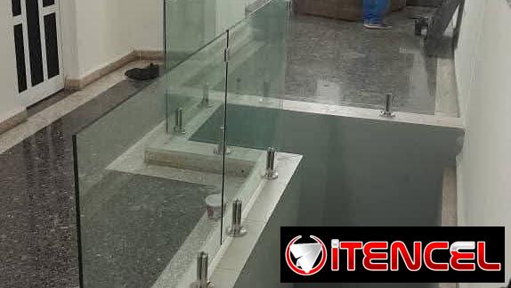 🪟Realizamos todo tipo de trabajo de carpintería de aluminio y cristal.Somos primera mano,dónde todo es posible