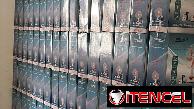 VENTILADORES RECARGABLES 16 PULGADAS DE MESA CON PANEL SOLAR se acetptan pagos por Zelle y cash