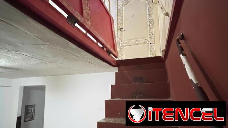 Apartamento 🏘 interior independiente de 2 plantas en Centro Habana,(#86)