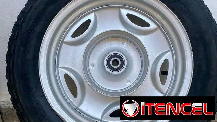 Llantas delantera para triciclo eléctrico
