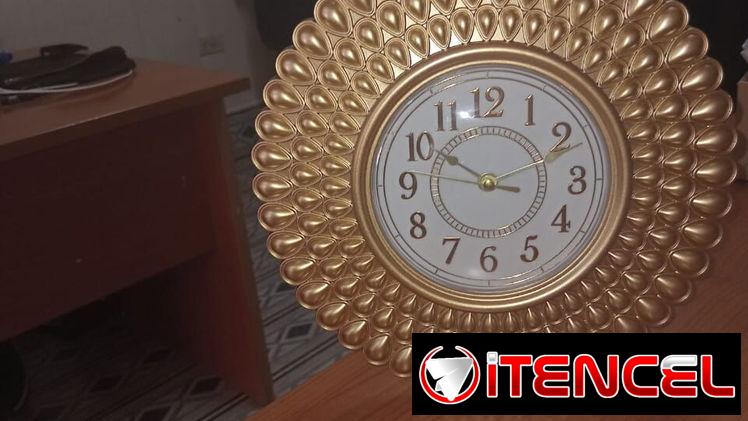 Reloj decorativo