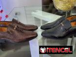 Zapatos nuevos negros y carmelitas de vestir , número 41 , precio de cada par  35 usd o al cambio en cup o mlc . Contact
