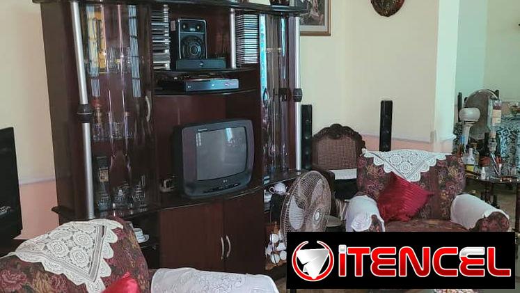 Venta en bajos de un biplanta