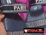 Sandalias americanas, únicos pares