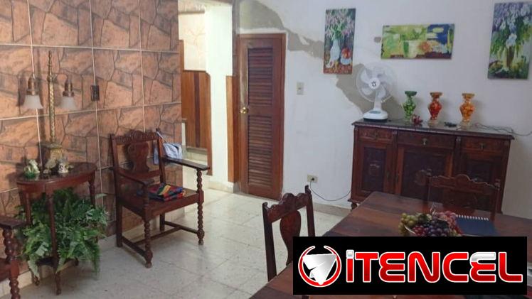 Venta de casa vedado con todo dentro…me ajusto