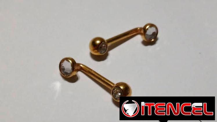 Piercing de titanio degradó implante