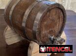Barril para almacenar ron