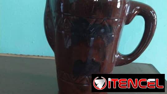 JARRA CARMELITA DE 18.5 X 19 CMS. 500 CUP.