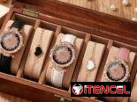 Reloj con manilla de fantasia