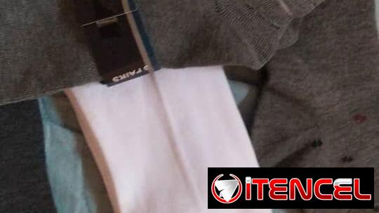 MEDIAS DE VESTIR PARA HOMBRES Y SOLO DE COLOR BLANCO. 500 CUP.