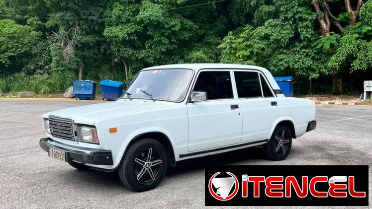 LADA 2107 en circulación