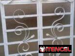 ¡Hacemos puertas y ventanas a tu gusto y medidas exactas! Calidad, diseño único y transporte incluido en toda La Habana.