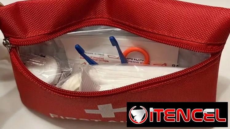 Botiquín con elementos básicos de cura
