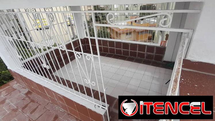 Vendo casa de 7 habitaciones…leer la descripción
