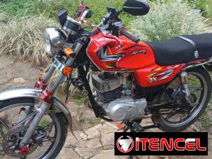 a5aef0ddaa9a15bb91e5471994a61296deb6b903b958cc53a6a87ae598b0eadb