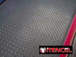Alfombras o lonas para triciclos mano de obra incluida