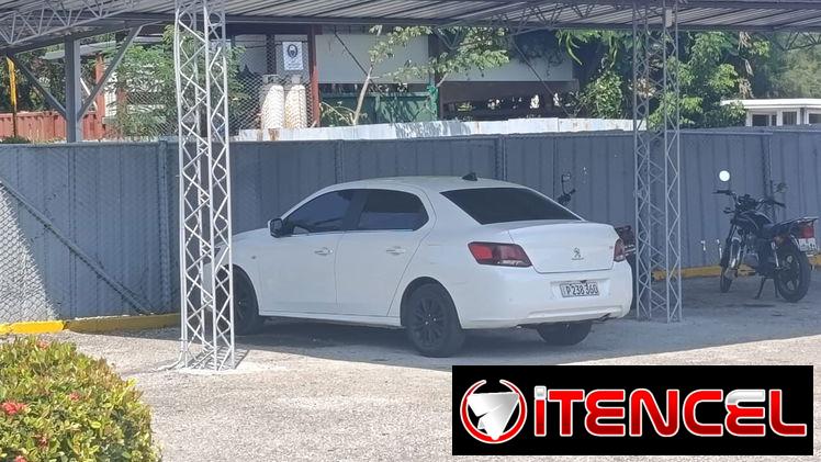 PEUGEOT 301 año 2019 mecánico