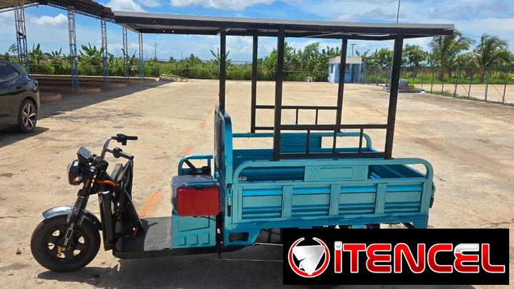 Triciclo Porto bello con panel solar extensor de rango de 5000 w