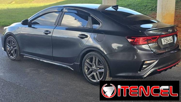 Vendo o negocio kia forte del 2020 gt line motor 2.0