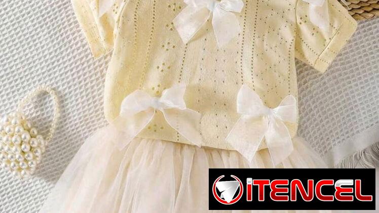 Vestidos y batas para niñas