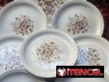 Artículos antiguos en venta (platos)