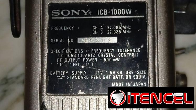 Radio de comunicación antiguo marca Sony ICB-1000W
