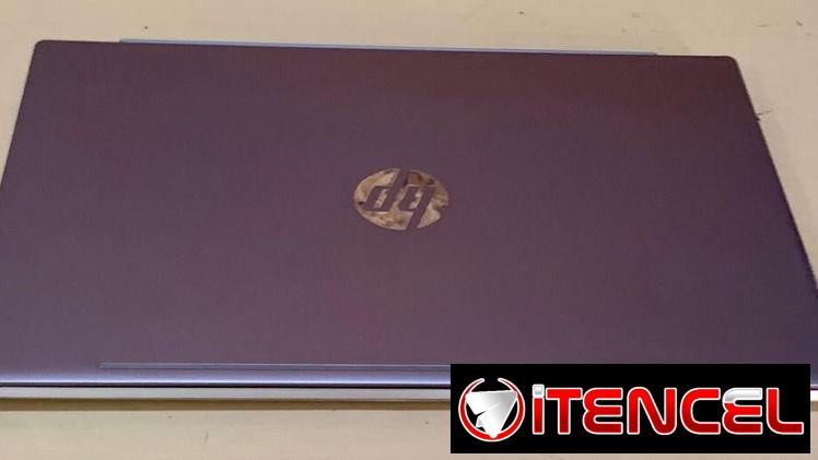 HP.Core i7..8va generación.512 SSD..16 gigas de RAM ddr4.15.6 IPS Full HD la pantalla.la batería dura 3 horas.