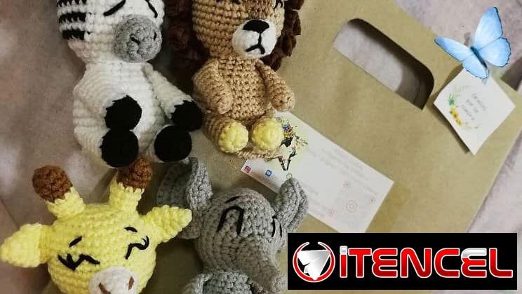 Se tejen amigurumis de tus animalitos favoritos (por encargo) vía WhatsApp 58473244.Escribe para ver disponibilidades ;)